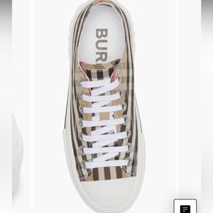 Jack Check Low Top Sneaker (Women)
Burberry